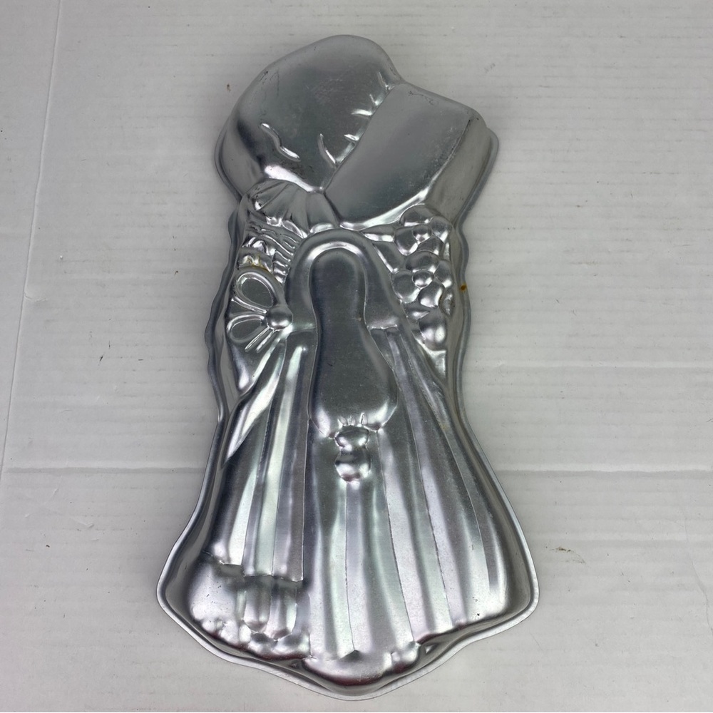 Vintage 1975 Wilton Hollie Hobby Mold Cake Pan 502-194 Aluminum Decorating Bake